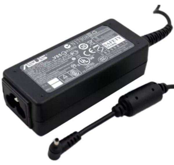 Chargeur Asus 19V-2.1A petit transfo bout moyen